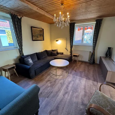 Luminous - Kostenloser Parkplatz , Stadt Naehe *