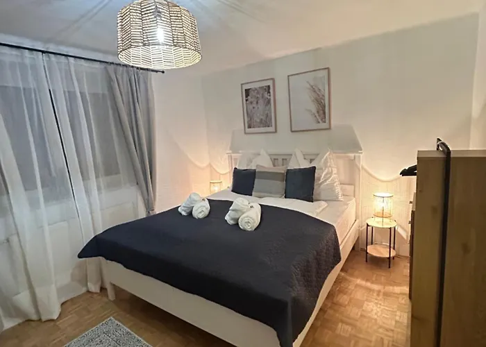 Luminous - Kostenloser Parkplatz , Stadt Naehe