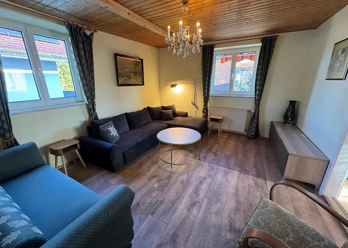 Luminous - Kostenloser Parkplatz , Stadt Naehe *