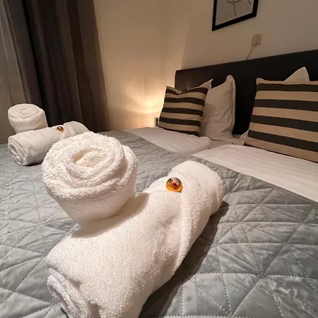 Appartement Luminous - Kostenloser Parkplatz , Stadt Naehe