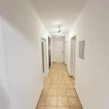 Appartement Luminous - Kostenloser Parkplatz , Stadt Naehe