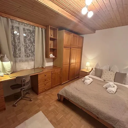 Apartment Luminous - Kostenloser Parkplatz , Stadt Naehe *